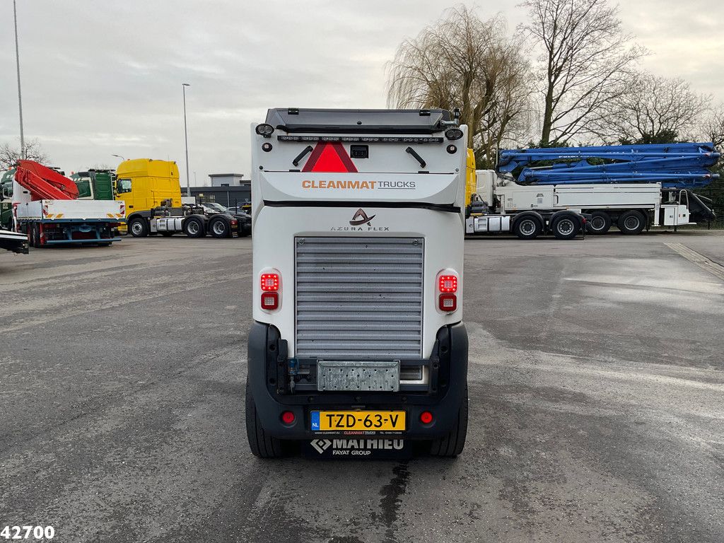 Mathieu MC 210 Azura Flex Euro 6 Stage 5 with 3-rd brush