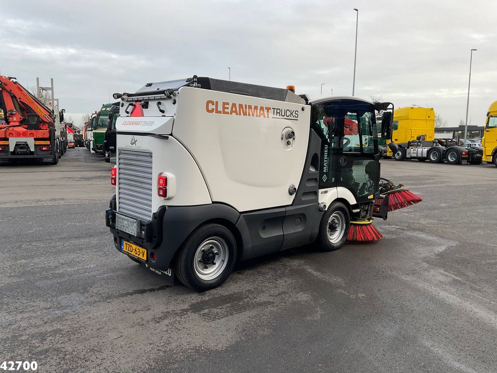 Mathieu MC 210 Azura Flex Euro 6 Stage 5 with 3-rd brush