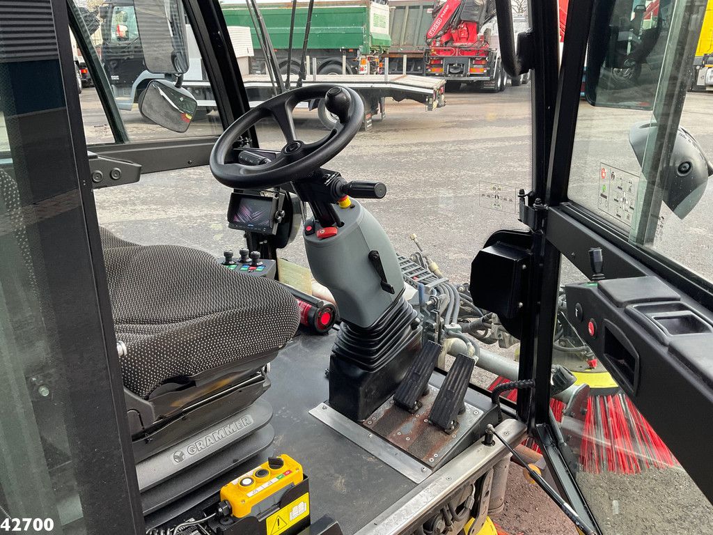 Mathieu MC 210 Azura Flex Euro 6 Stage 5 with 3-rd brush