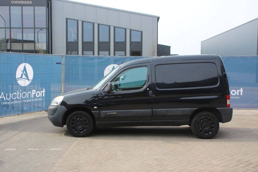 Citroën BERLINGO 1.6HDI 800 Diesel 75 PS Van 2007 (Marge)