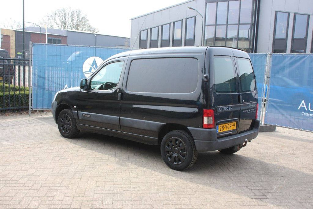 Citroën BERLINGO 1.6HDI 800 Diesel 75 PS Van 2007 (Marge)