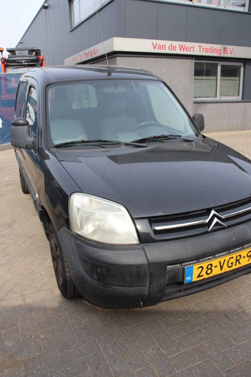 Citroën BERLINGO 1.6HDI 800 Diesel 75 PS Van 2007 (Marge)