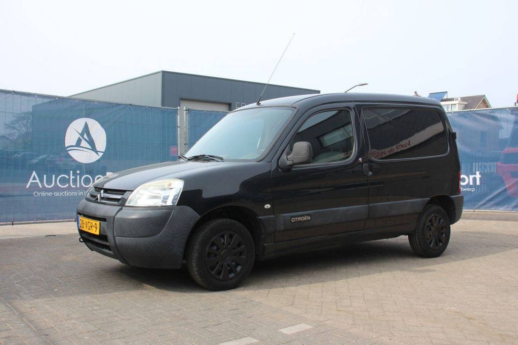 Citroën BERLINGO 1.6HDI 800 Diesel 75 PS Van 2007 (Marge)