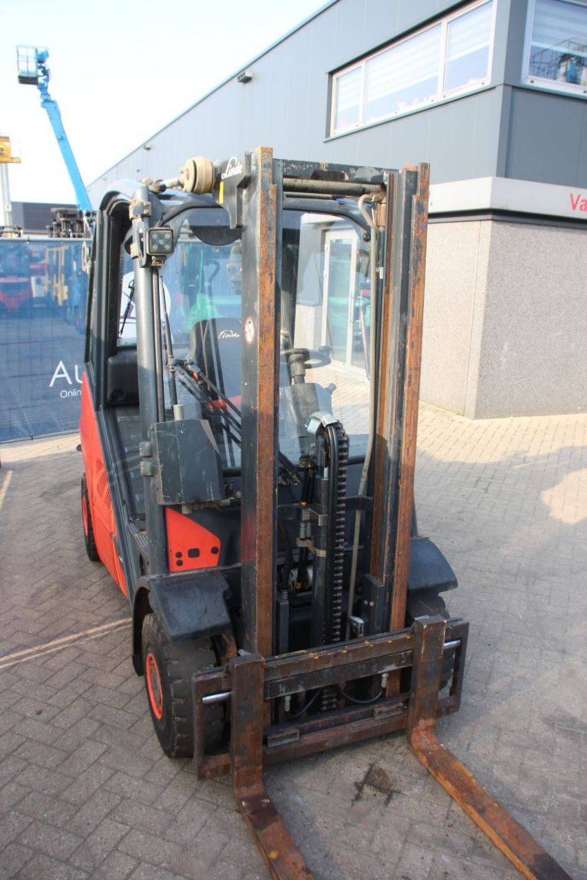 Linde H25D-02 Diesel-Gabelstapler 2500 kg 7 m 2014