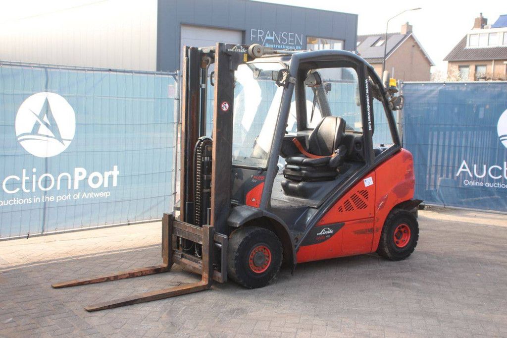 Linde H25D-02 Diesel-Gabelstapler 2500 kg 7 m 2014