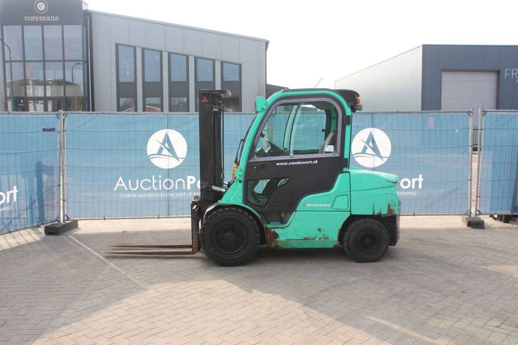 Gabelstapler Mitsubishi FD35N Diesel 3500 kg 3,0 m 2005
