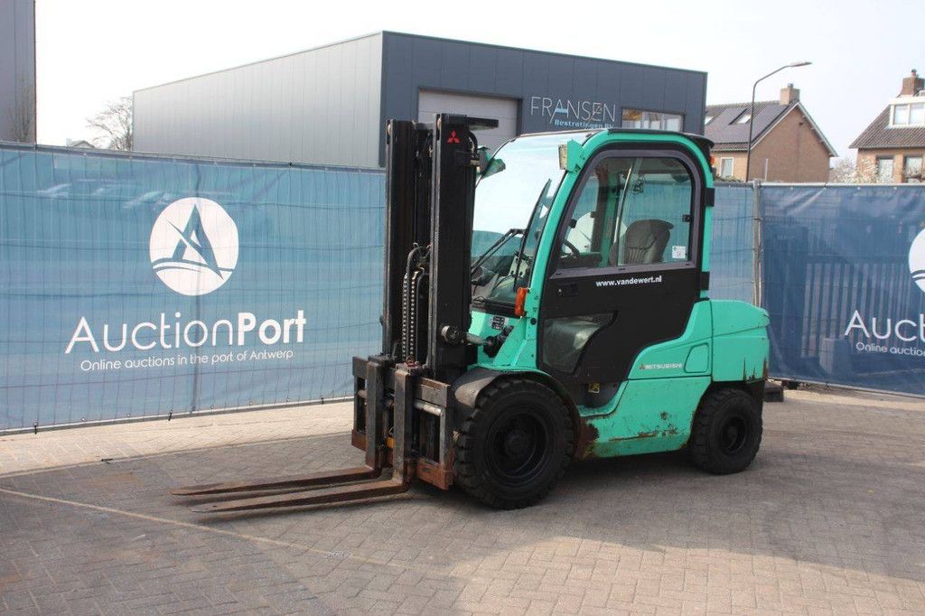 Gabelstapler Mitsubishi FD35N Diesel 3500 kg 3,0 m 2005
