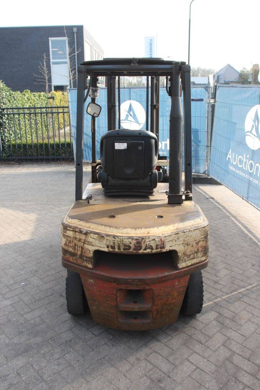 Gabelstapler Nissan FJ02A25 Diesel 2500 kg