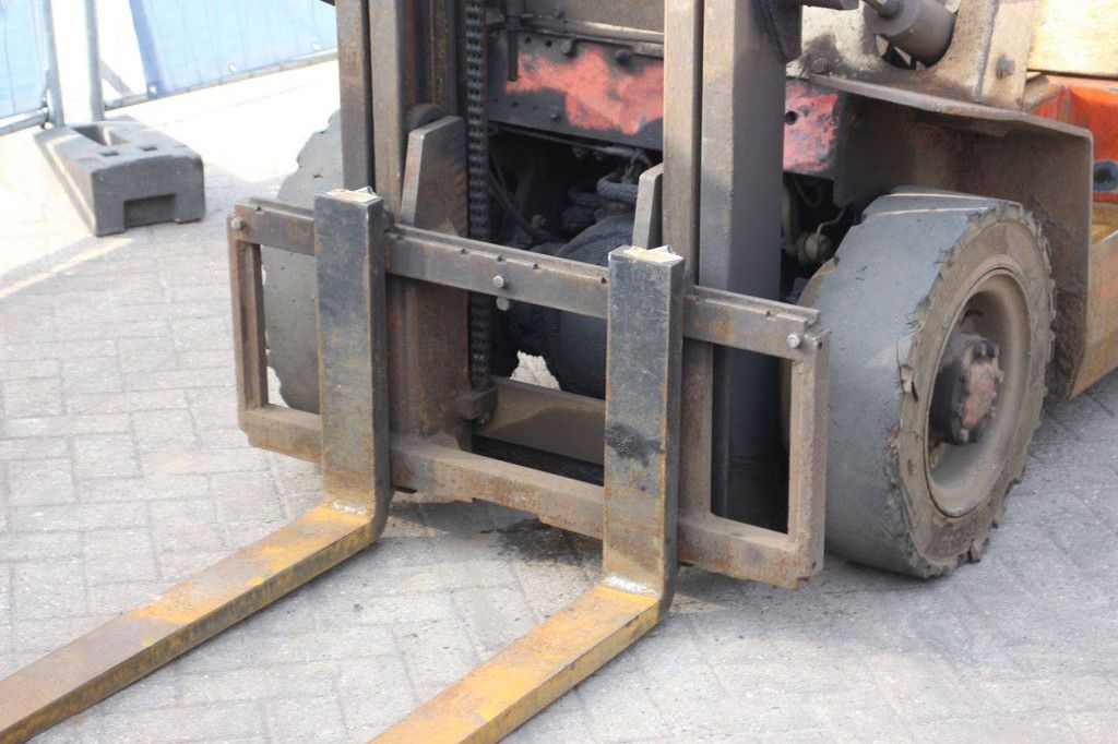 Gabelstapler Nissan FJ02A25 Diesel 2500 kg