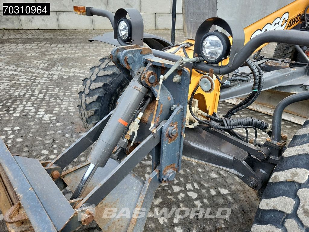 Case 836 C AWD CE-Certified