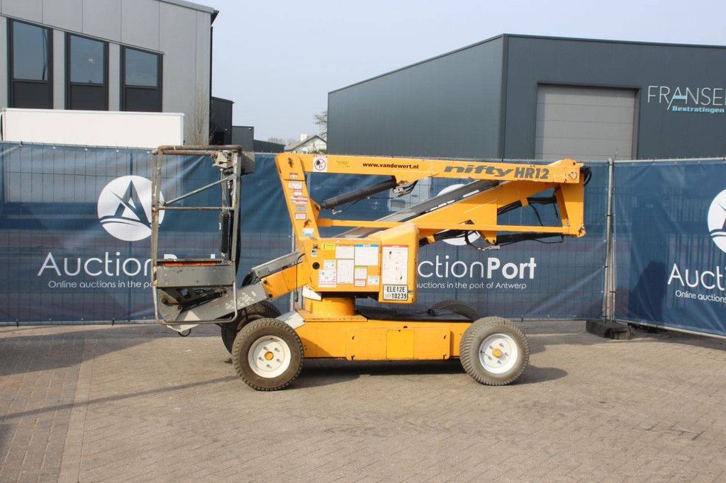 Nifty HR12NE Elektrische Gelenkteleskoparbeitsbühne 12,1 m 2012