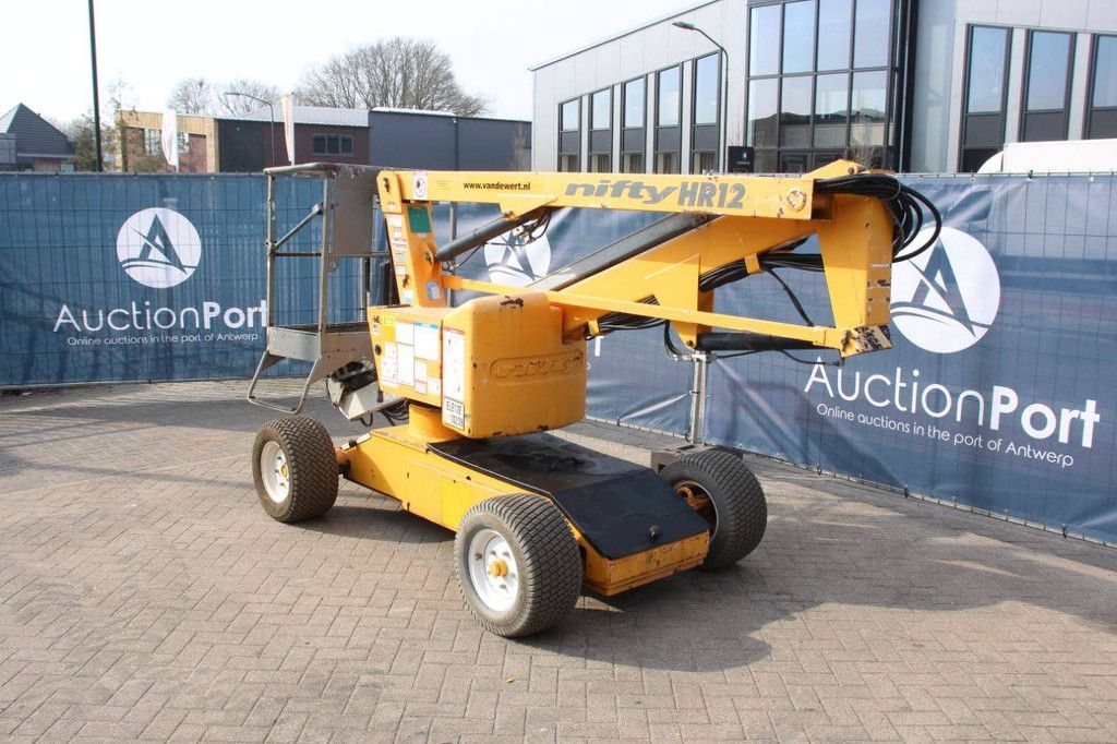 Nifty HR12NE Elektrische Gelenkteleskoparbeitsbühne 12,1 m 2012
