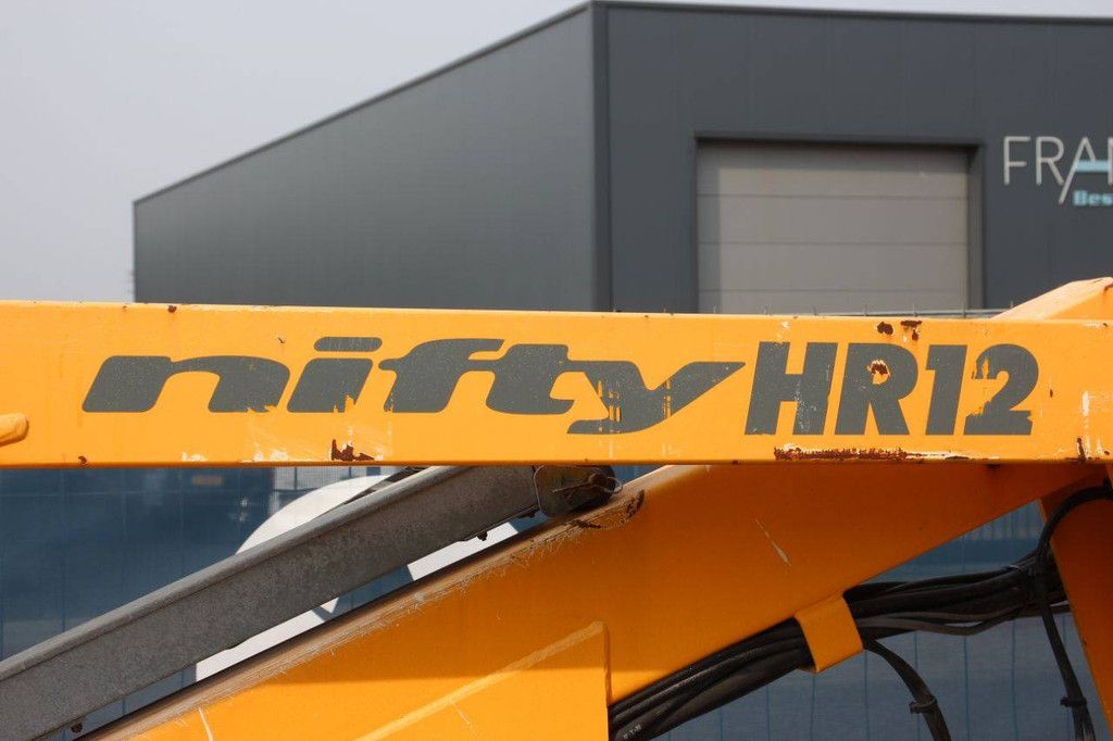 Nifty HR12NE Elektrische Gelenkteleskoparbeitsbühne 12,1 m 2012