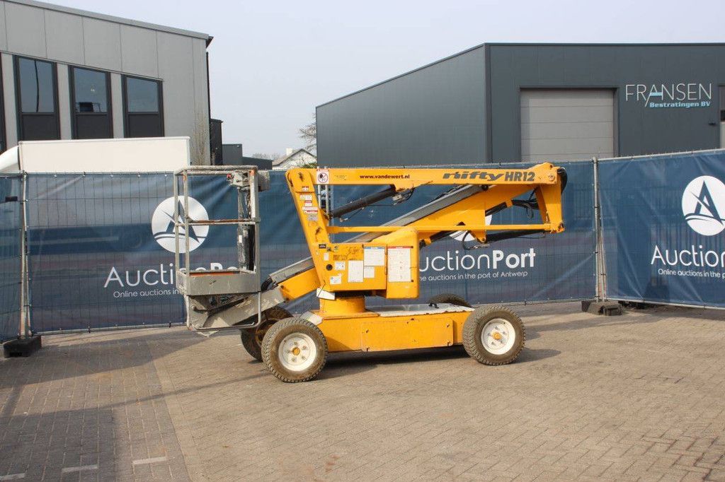 Nifty HR12NE Elektrische Gelenkteleskoparbeitsbühne 12,1 m 2011