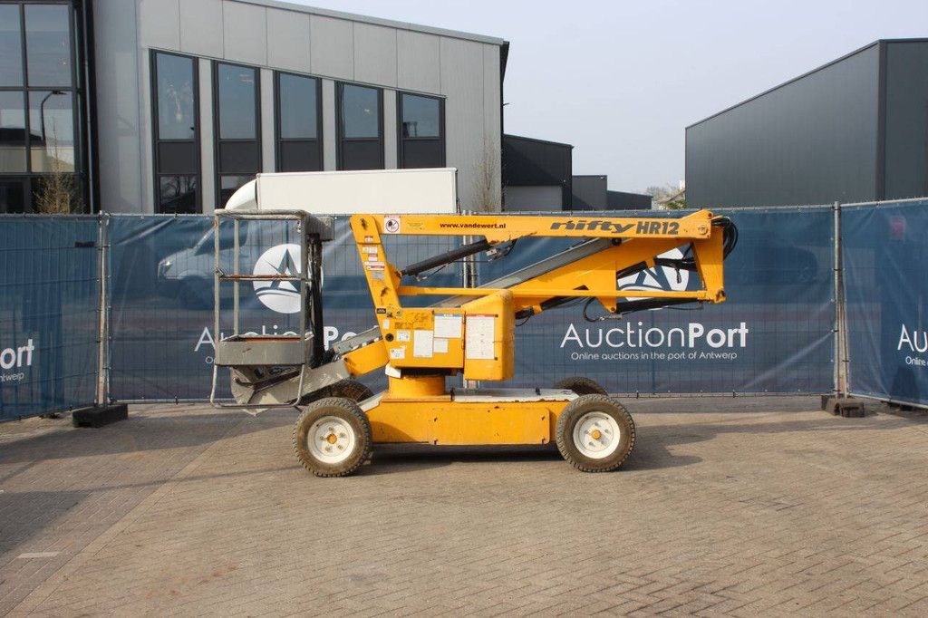 Nifty HR12NE Elektrische Gelenkteleskoparbeitsbühne 12,1 m 2011