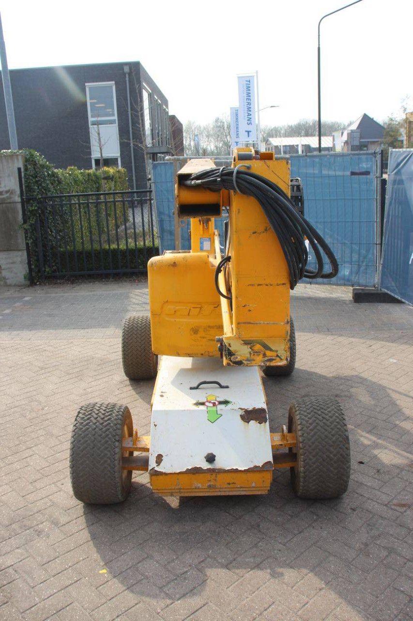 Nifty HR12NE Elektrische Gelenkteleskoparbeitsbühne 12,1 m 2011