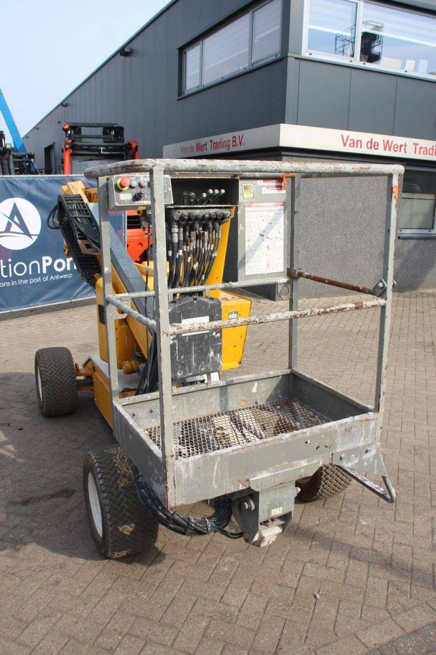 Nifty HR12NE Elektrische Gelenkteleskoparbeitsbühne 12,1 m 2011