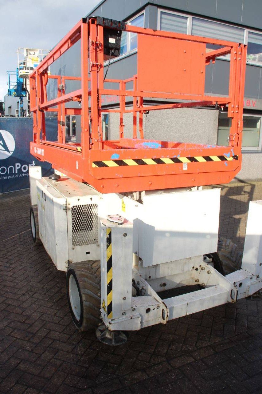 Scherenhebebühne Genie GS2669 RT Diesel 9,9 m 2016