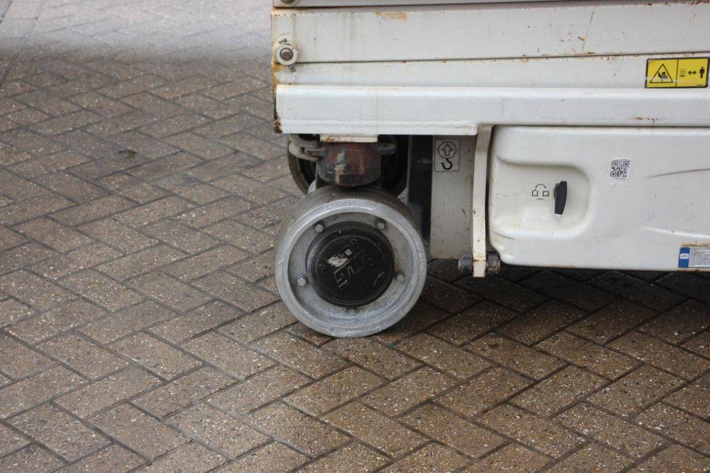 Scissor lift JLG 1930ES Electric 7.72m 2015