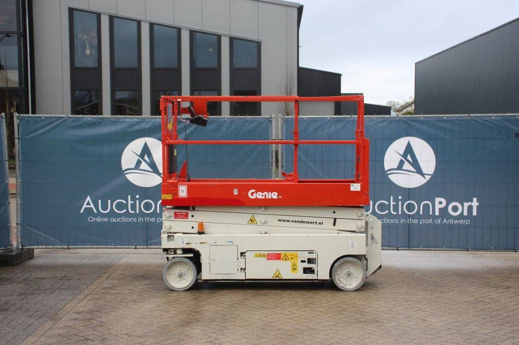 Scherenbühne Genie GS-2032 Elektrisch 8,1 m 2013