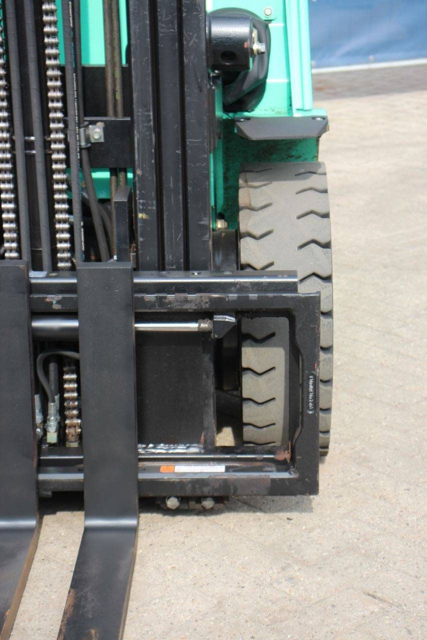 Gabelstapler Mitsubishi FG25N LPG 2500kg 5,5m 2013