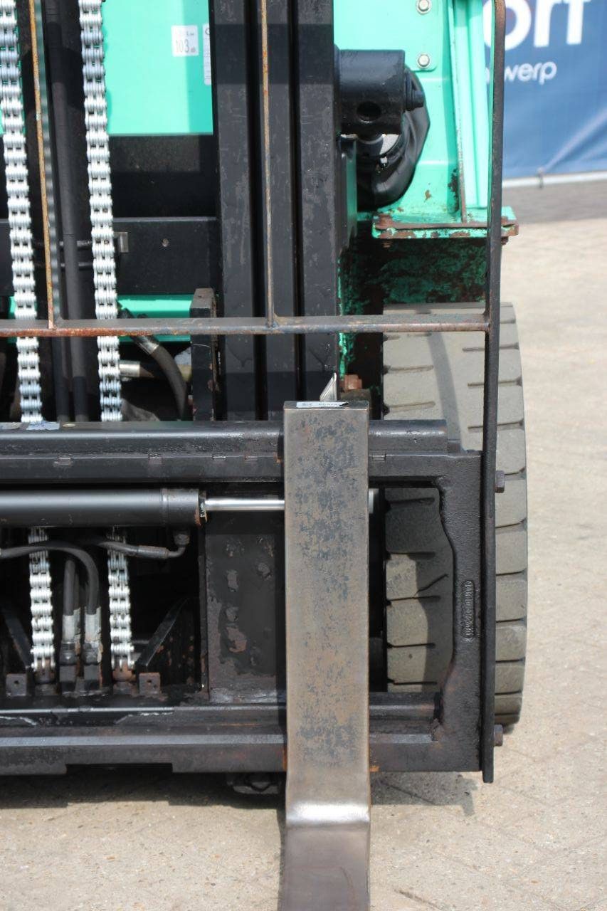 Gabelstapler Mitsubishi FG25N LPG 2500kg 5,5m 2012