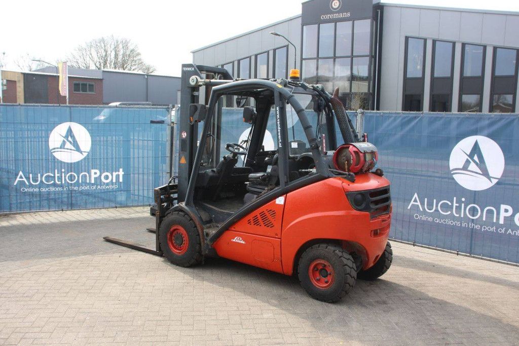 Linde H3OT-01 LPG-Gabelstapler 3000 kg 5 m 2011