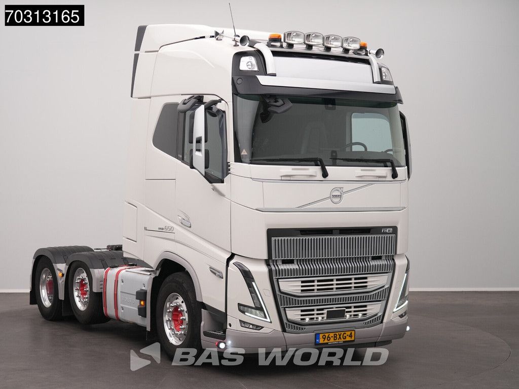 Volvo FH FH16 650 6X2 NL APK 01-2017 Full-Air Steeringaxle 2xTanks ACC Navi Alcoa's