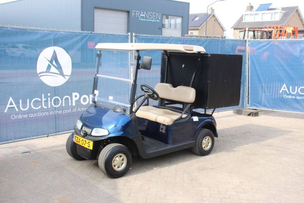 EZ-GO TXT Elektro-Golfwagen 2015