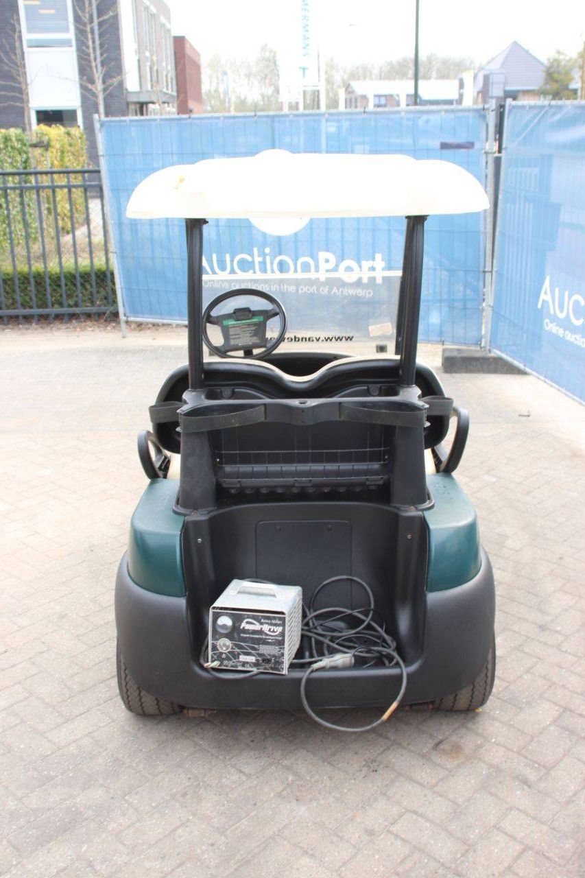 Golfwagen Club-Car Elektro 2007