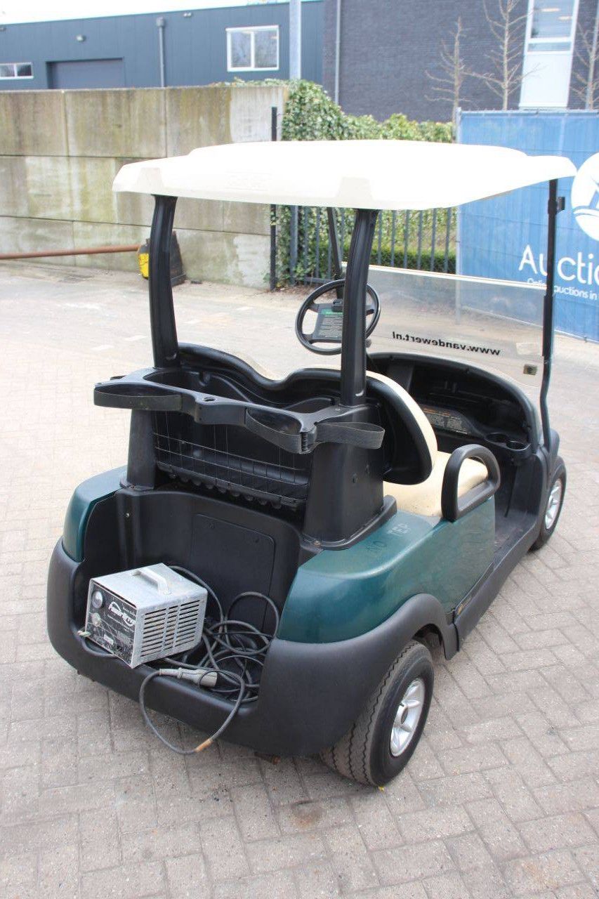Golfwagen Club-Car Elektro 2007