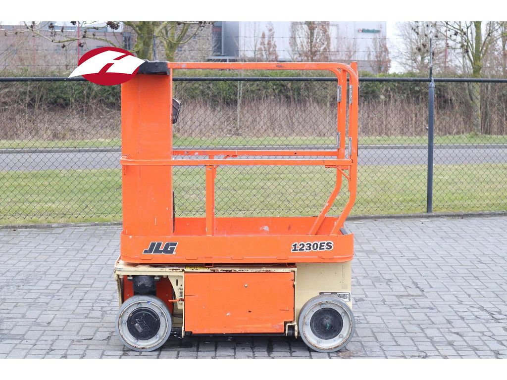 JLG 1230 ES | 5.6 METER | 230 KG
