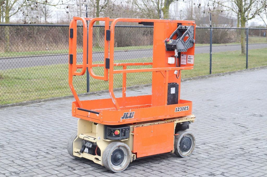 JLG 1230 ES | 5.6 METER | 230 KG