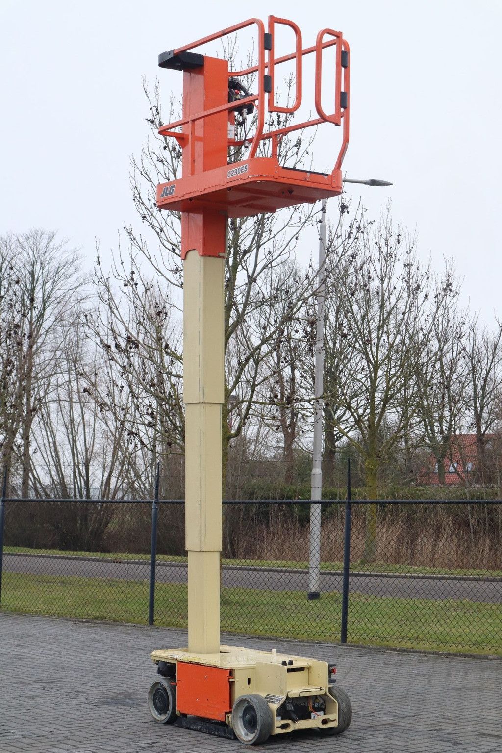 JLG 1230 ES | 5.6 METER | 230 KG