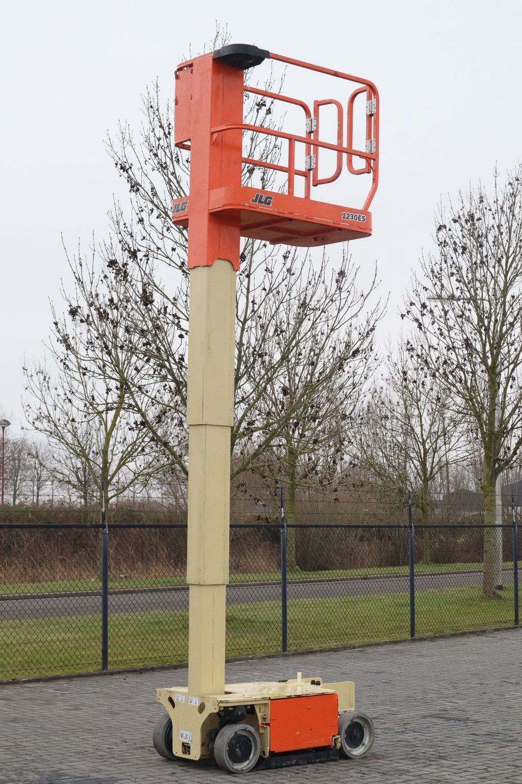 JLG 1230 ES | 5.6 METER | 230 KG