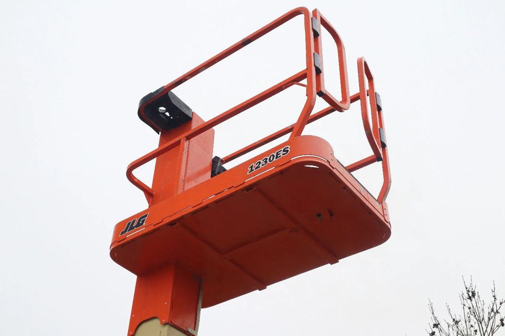 JLG 1230 ES | 5.6 METER | 230 KG