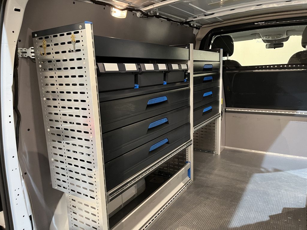 Mercedes-Benz Vito 116 CDI Automaat RDW Servicebus / Sortimo Inrichting / Euro 6 / 220V. / Airco / CarPlay / Camera / Trekhaak / Cruise Control / LED / 38.300 KM !!