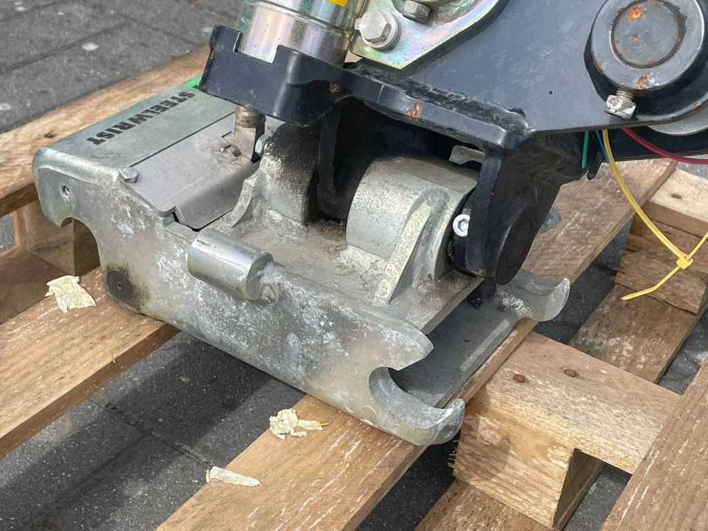 STEELWRIST TMX S30 -180HA | TILT QUICKCOUPLER | TILTING COUPLER | NEW