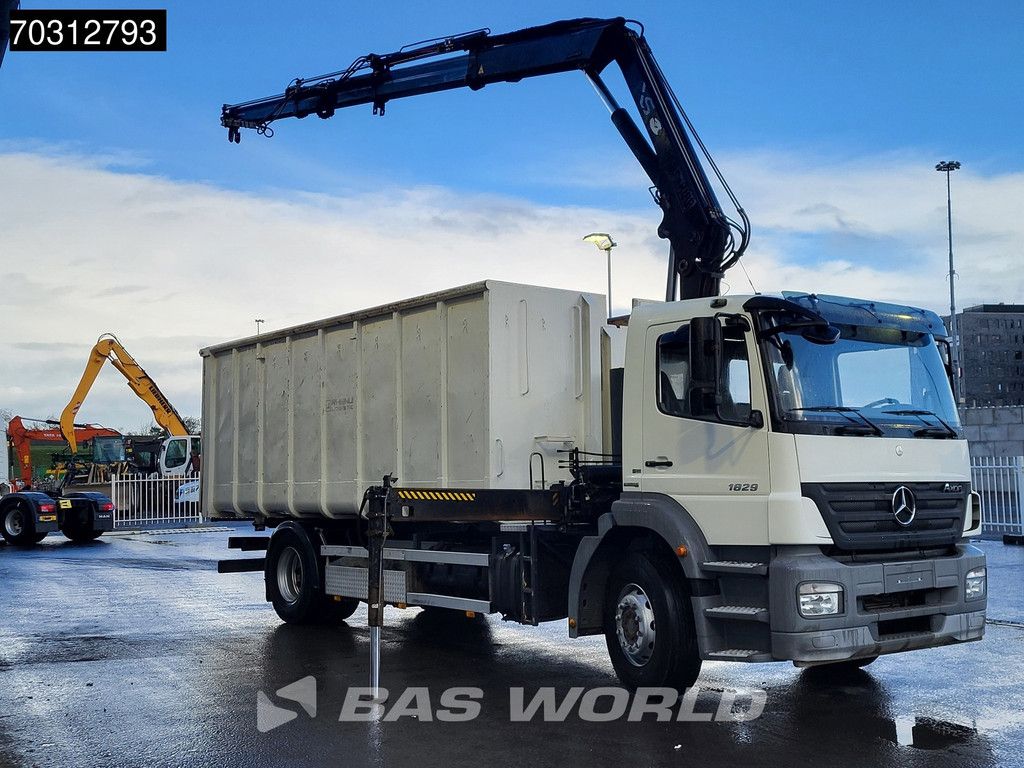 Mercedes Axor Axor 1829 4X2 HIAB 166 BS-3000 Kran Crane + Tipping container Euro 5