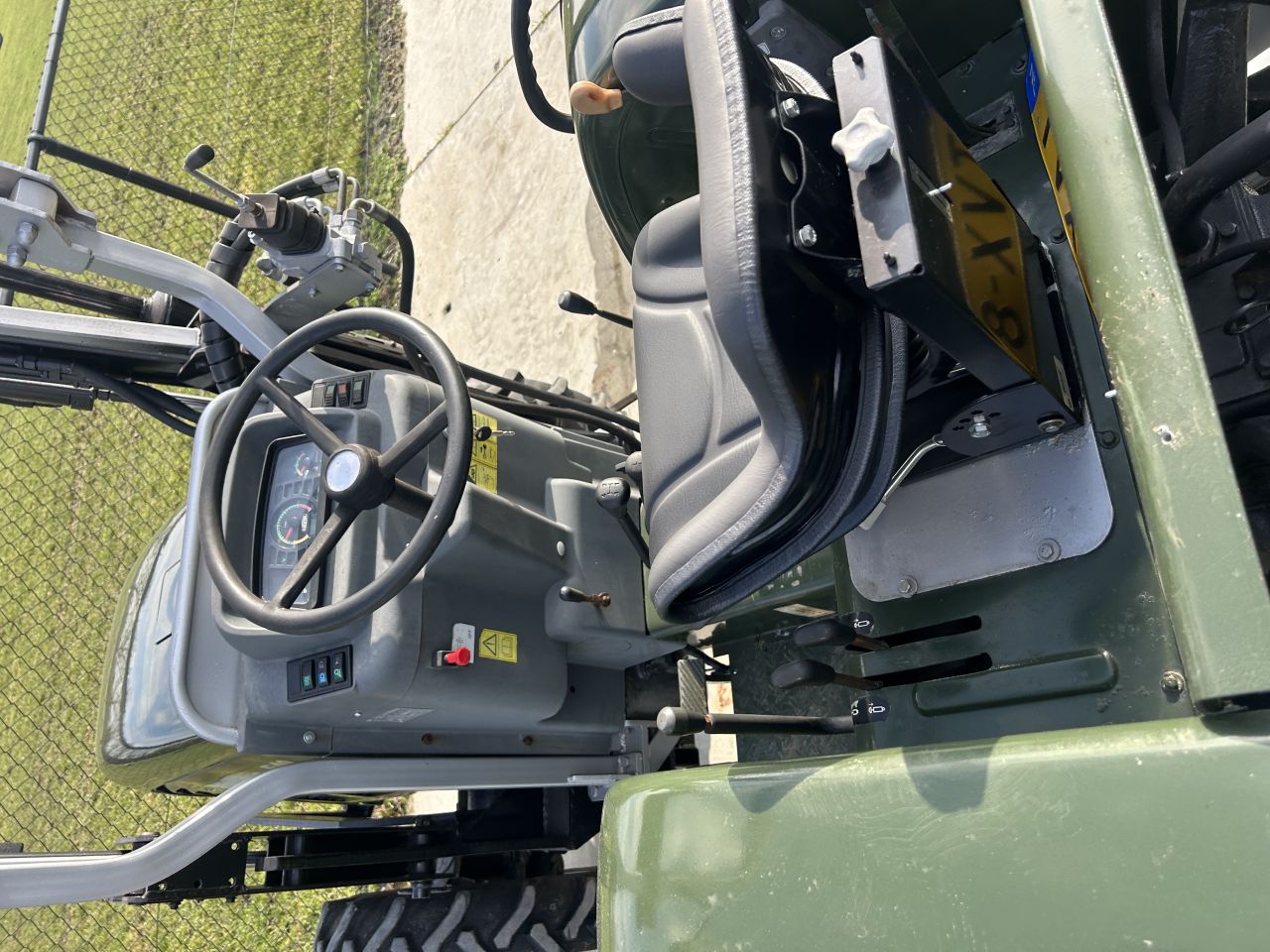 Nette Eurotrac f40 met voorlader