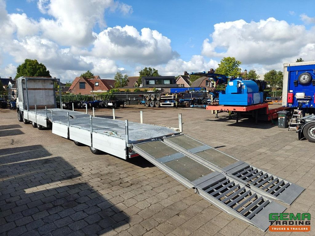 DAF CF 430 FAX 8x2/6 Day Cab Euro6D - Machine Transporter + 2-axle Trailer - Hydraulic Ramps - Removable 10,000L Water Tank - 20,000km! Original