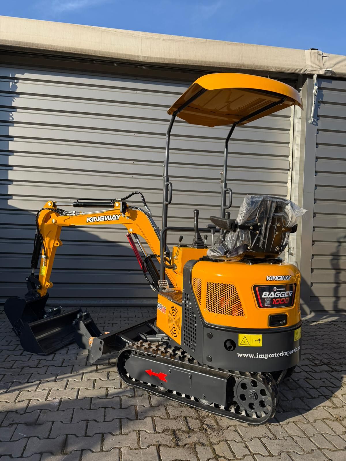 ACTIE! Minigraver Kingway Bagger1000 zwenkarm 3 bakken