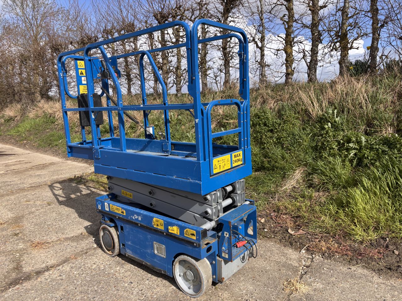 Elektrische schaarhoogwerker - 5,9m werkhoogte - 2021 - 155 uur