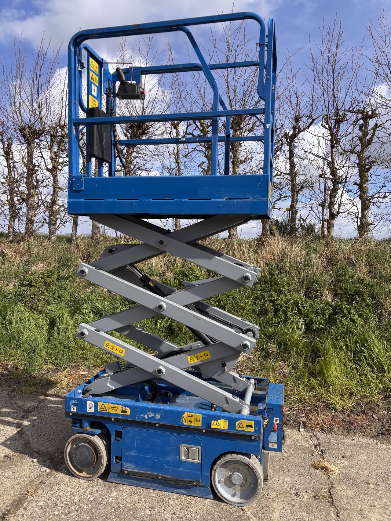 Elektrische schaarhoogwerker - 5,9m werkhoogte - 2021 - 155 uur