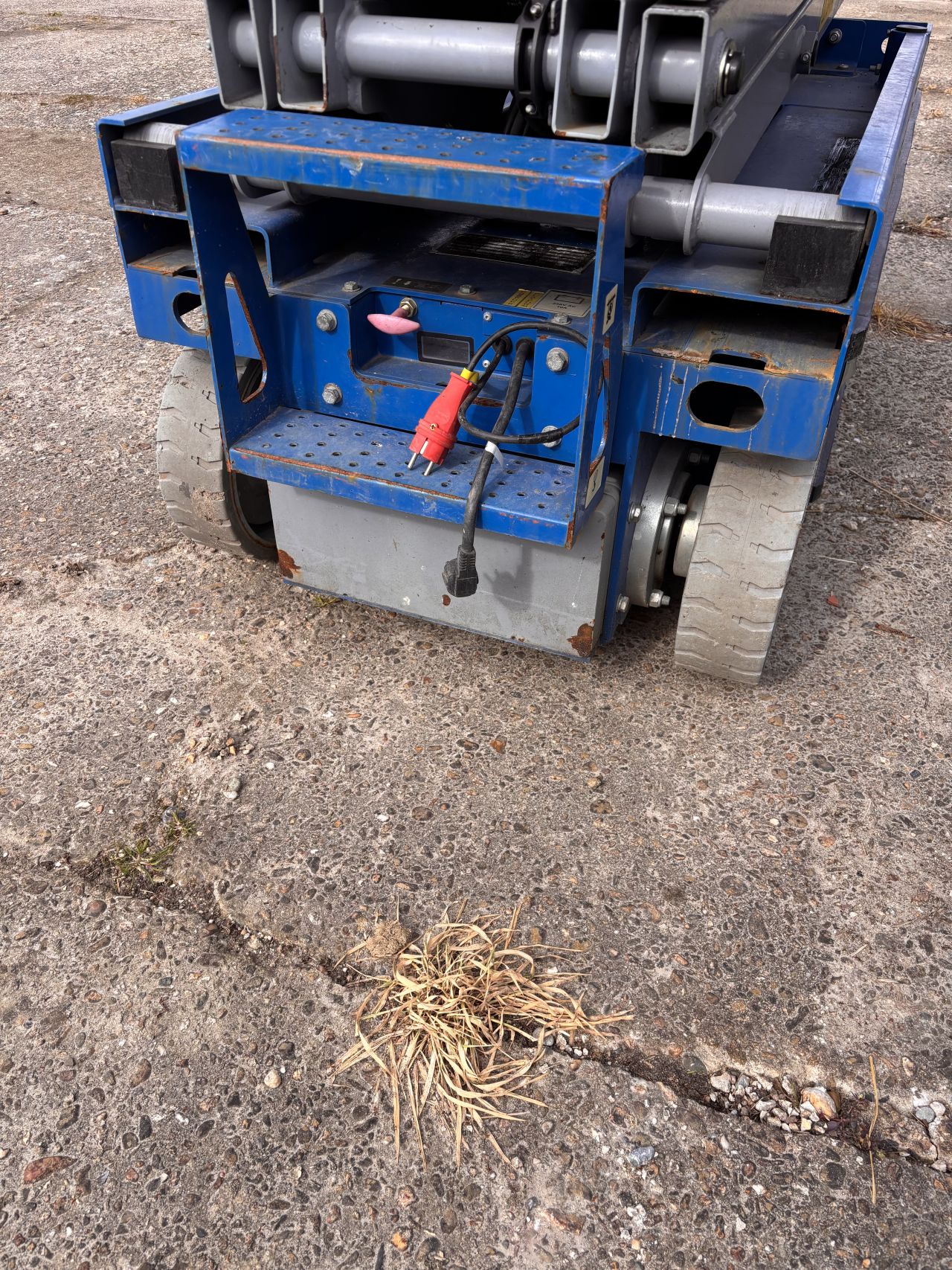 Elektrische schaarhoogwerker - 5,9m werkhoogte - 2021 - 155 uur