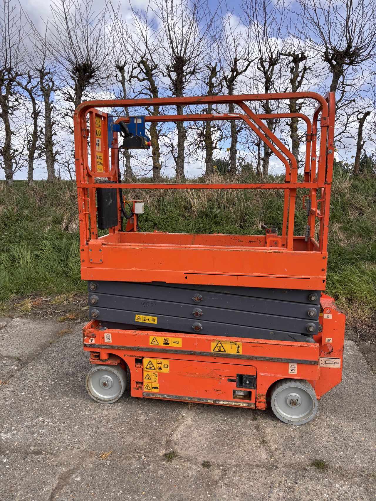 Elektrische schaarhoogwerker - 7,8m werkhoogte - 2021 - 283 uur