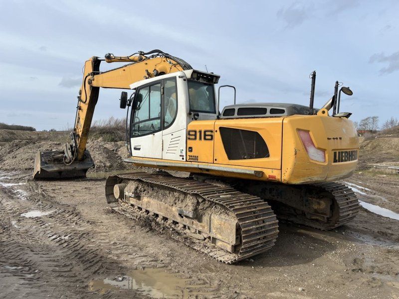 Liebherr 916