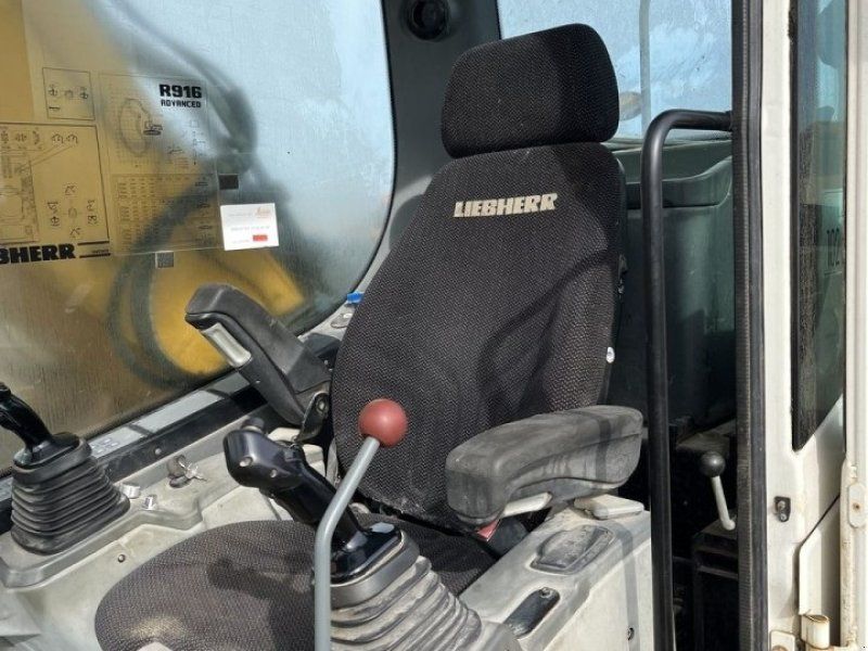 Liebherr 916