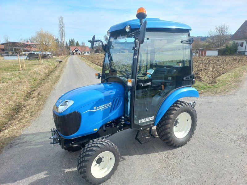New Holland Boomer 25