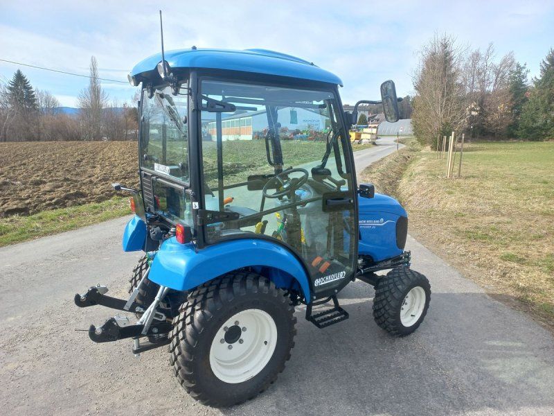 New Holland Boomer 25